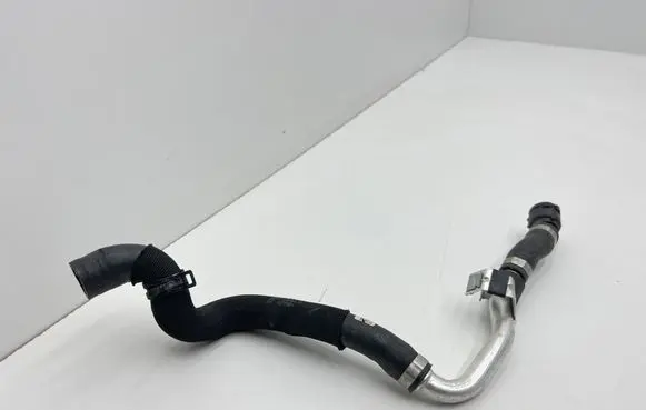BMW 2 F44 Engine coolant pipe/hose 8658488