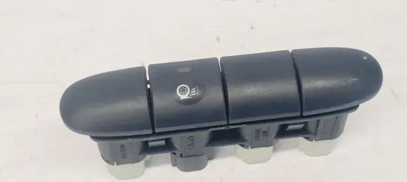 Traction control (ASR) switch