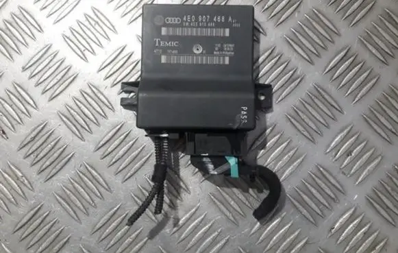 Audi A8 S8 D3 4E Other control units/modules 4e0910468 4e0907468a