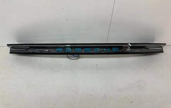 Porsche Taycan 9J1 Tailgate rear/tail lights 9JA945082D 9JA945082 9JA94535