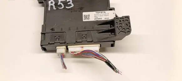 Toyota Auris E180 Air conditioning/heating control unit 8865002E10 MB1778004490