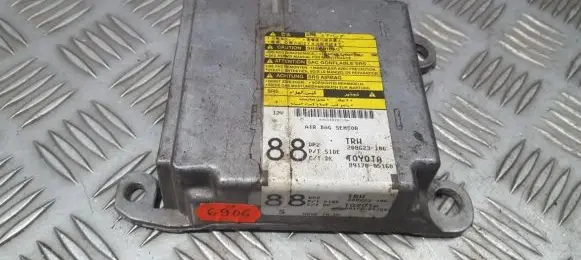 Toyota Avensis T250 Airbag control unit/module 8917005160 89170-05160