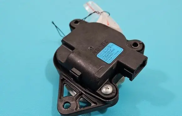 A/C air flow flap actuator/motor