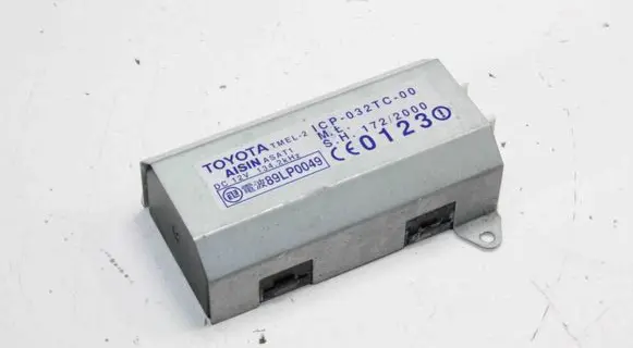Lexus LS 430 Keyless (KESSY) go control unit/module ICP032TC00