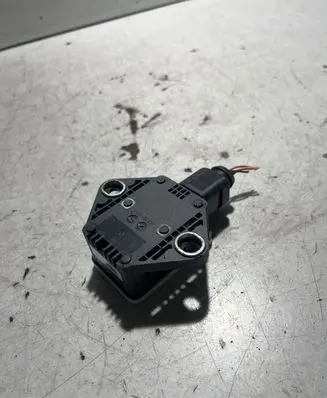 Audi A4 S4 B8 8K ESP acceleration yaw rate sensor 8K0907637A 0265005667