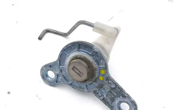 Maserati Quattroporte Front door lock (next to the handle) 242377