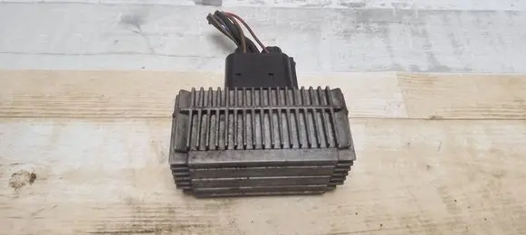 Opel Vectra C Glow plug pre-heat relay 55354141 51299018A