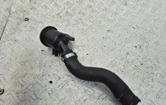 Land Rover Freelander 2 - LR2 Oil fill pipe 9683218880