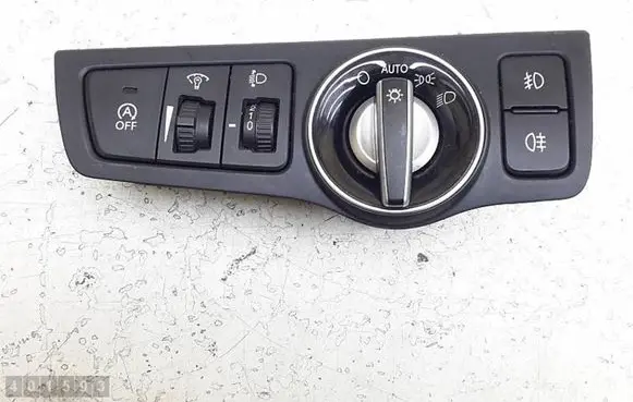Hyundai i40 Light switch 933003Z970 39R1051000 1401240044
