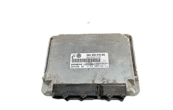Volkswagen Golf IV Engine control unit/module 06A906019BQ