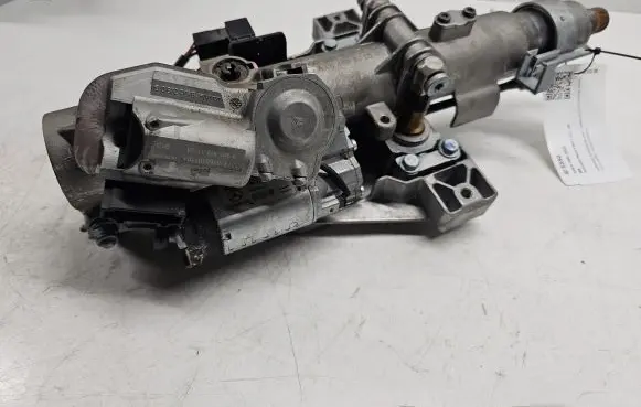 Mercedes-Benz E W211 Steering wheel axle A2114620120G