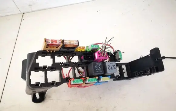 Audi A6 S6 C5 4B Fuse box set 8d1937545
