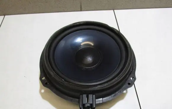 Ford Kuga I High frequency speaker in the rear doors 3M5T18808FD