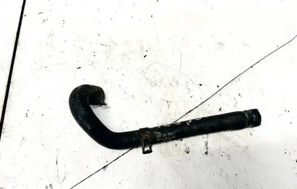 Engine coolant pipe/hose