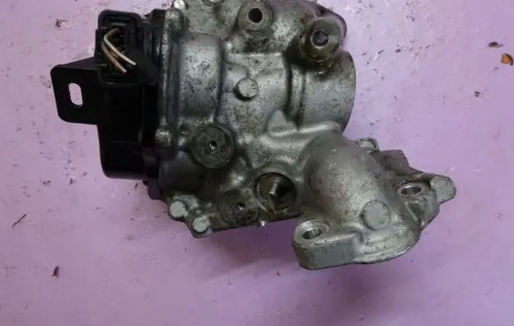 Ford S-MAX EGR valve 9671398180