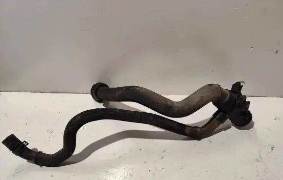Audi A4 S4 B6 8E 8H Engine coolant pipe/hose 8E0121049