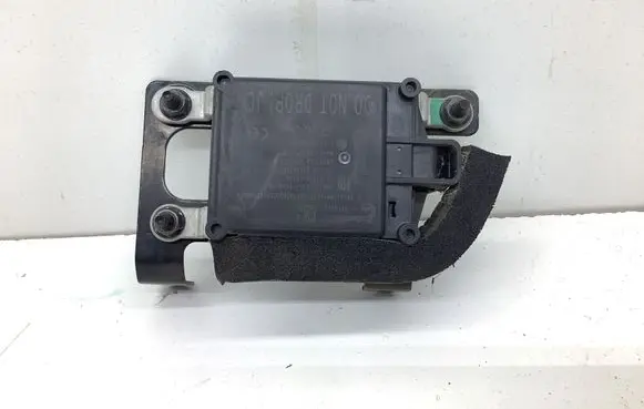 Nissan Leaf II (ZE1) Distronic sensor radar 4135AARS4B 202LSE009 2014DJ64J4