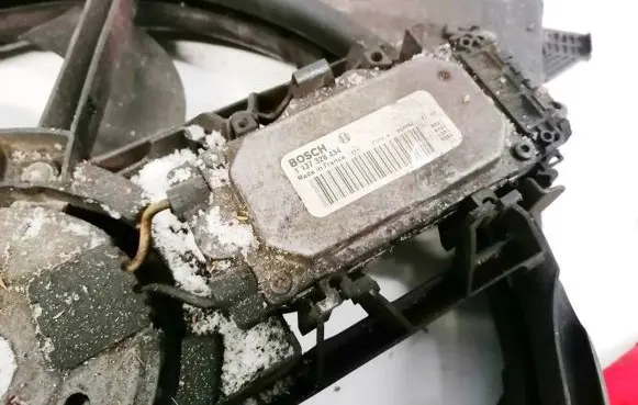 Volvo V70 Coolant fan relay 1137328434
