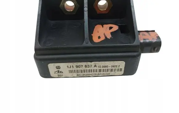 Volkswagen Golf IV Sensor 1J1907637A