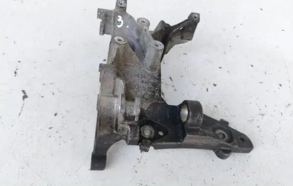 Citroen C4 Aircross Generator/alternator bracket 9684613880