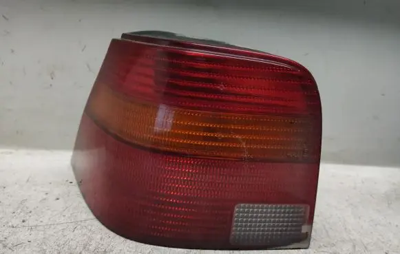 Volkswagen Golf IV Rear/tail lights