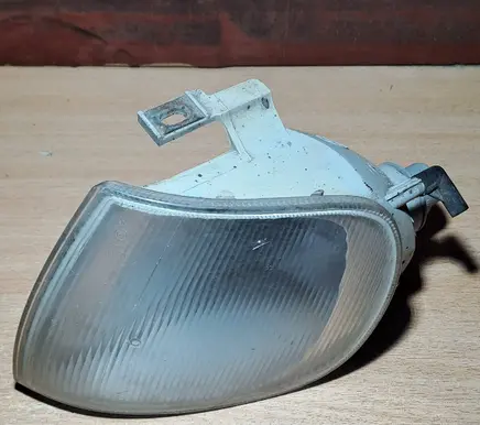 Volkswagen Polo III 6N 6N2 6NF Front indicator light 6N0953049C
