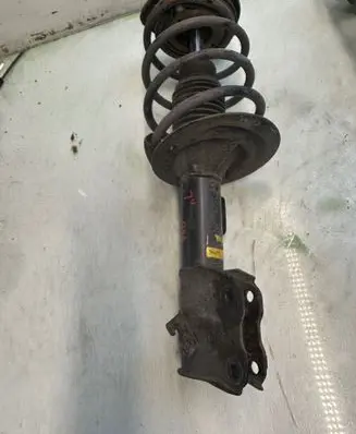 Volvo S40, V40 Front shock absorber/damper 3211