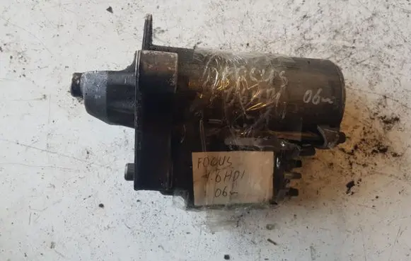 Ford Focus Starter motor 3M5T1100