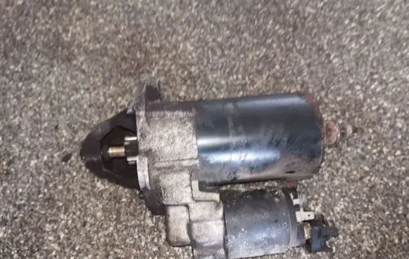 Audi A4 S4 B5 8D Starter motor