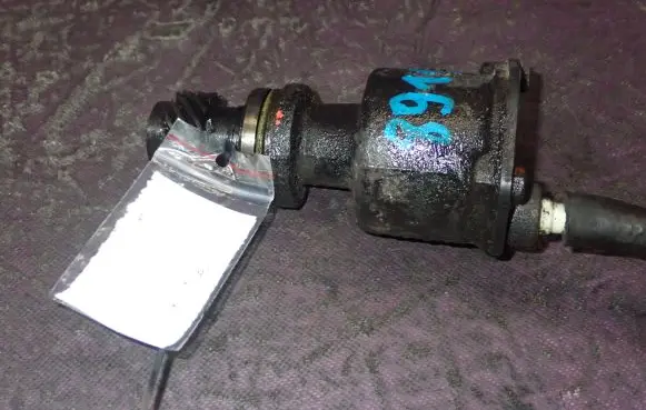 Ford Galaxy Vacuum pump 028207A