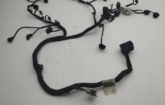 Volkswagen T-Roc Engine installation wiring loom 04G972627P