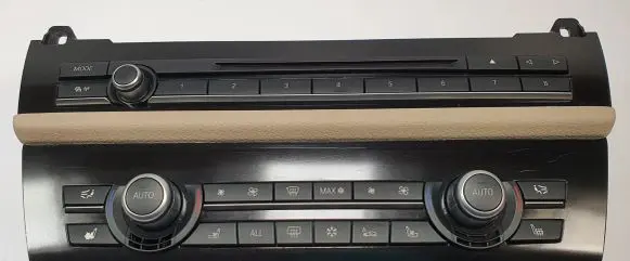 BMW 5 F10 F11 Climate control unit 9233631