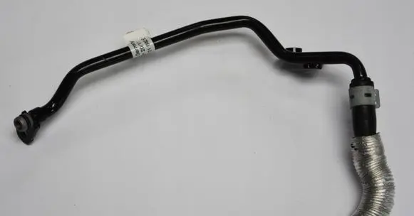Audi A8 S8 D5 Engine coolant pipe/hose 057121662E