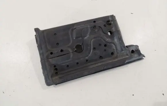 BMW 5 F10 F11 Other engine bay part 64509127397 9127397 64539119426