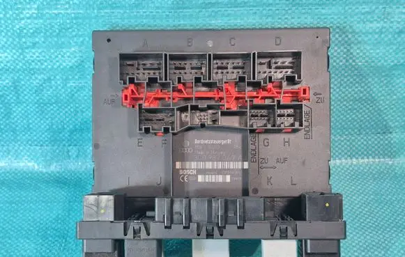 Volkswagen PASSAT B6 Comfort/convenience module 3C0937049AJ F005V00661