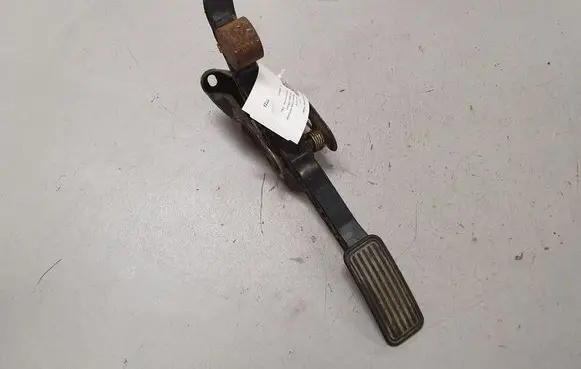 Toyota Yaris Accelerator throttle pedal