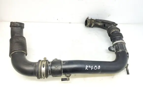 Ford Focus Turbo air intake inlet pipe/hose CV616C784AF CV616C784BF