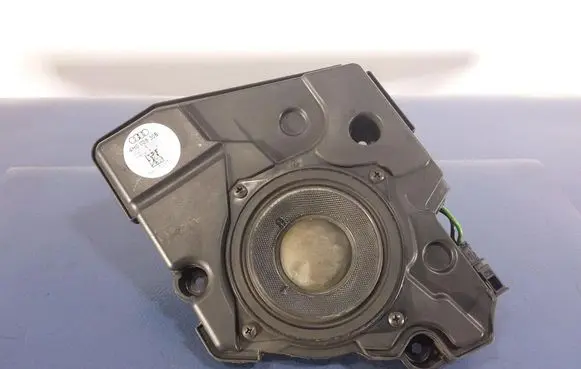Audi A8 S8 D4 4H Subwoofer speaker 4H0035306