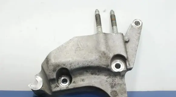 Hyundai i30 Engine mount vacuum valve 