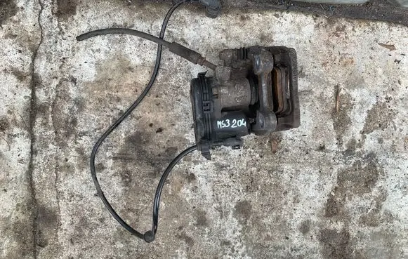 Mercedes-Benz GLA W156 Rear brake caliper A2464232498