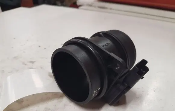 Citroen C6 Mass air flow meter 9645948780