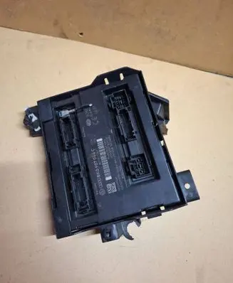 Audi A4 S4 B7 8E 8H Comfort/convenience module 8K0907064C