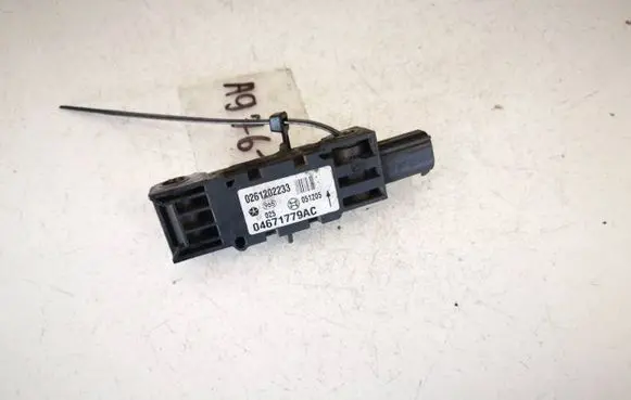 Chrysler 300 - 300C Airbag deployment crash/impact sensor 04671779ac 0261202233