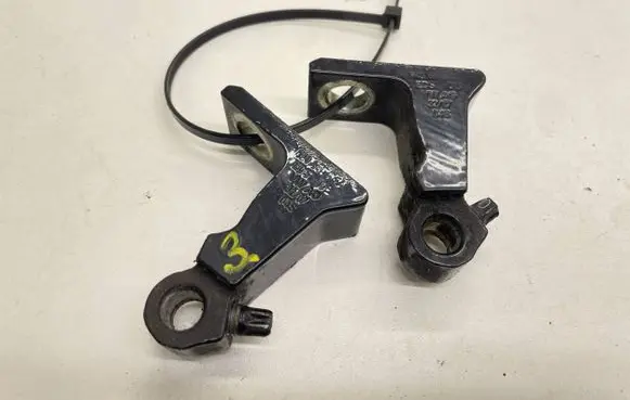 Audi A5 8T 8F Rear door lower hinge 8K0831401A