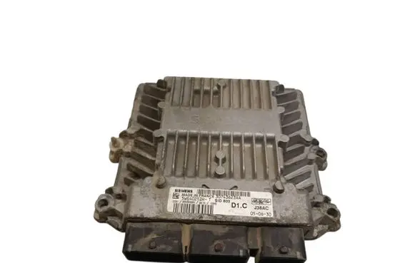 Volvo V50 Engine control unit/module 5WS40212HT 30743623AA