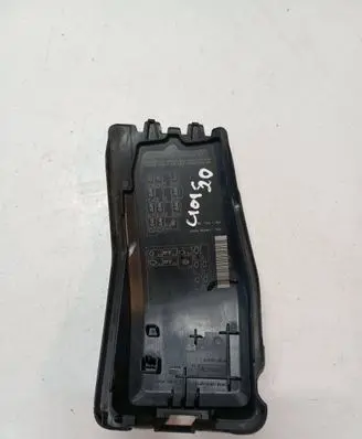 Volvo XC60 Fuse box cover 30644652