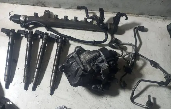 Volkswagen PASSAT B6 Fuel injectors set 03L130277 0445010507
