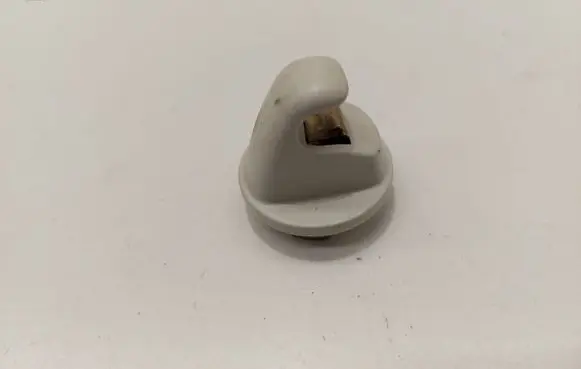 Sun visor clip/hook/bracket