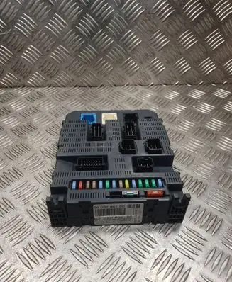 Peugeot 308 Fuse module 9663798180 2504118030108