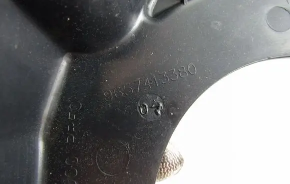 Peugeot 4007 Timing belt guard (cover) 9657413380